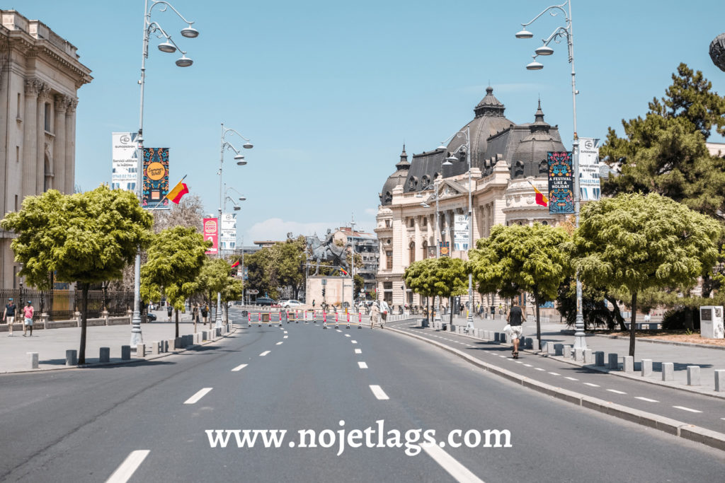Revolution Square - NoJetLags