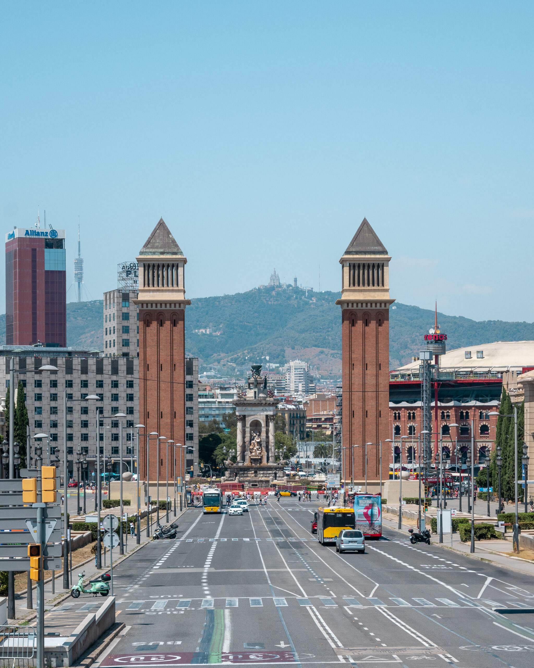 Barcelona 35 - WorldTourists
