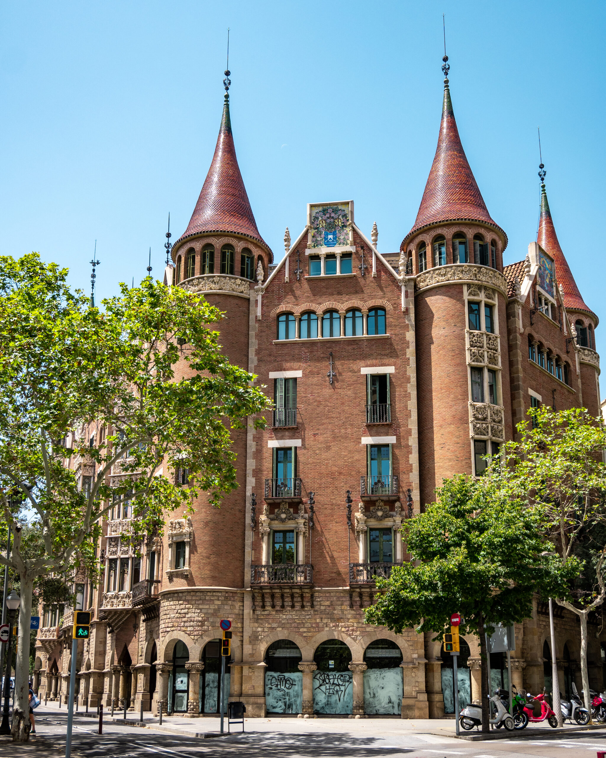 Barcelona 55 - WorldTourists