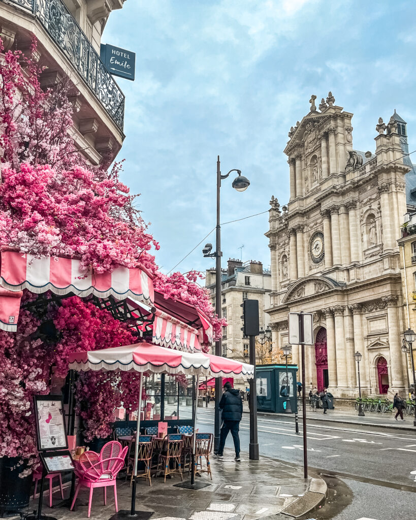 Paris - WorldTourists